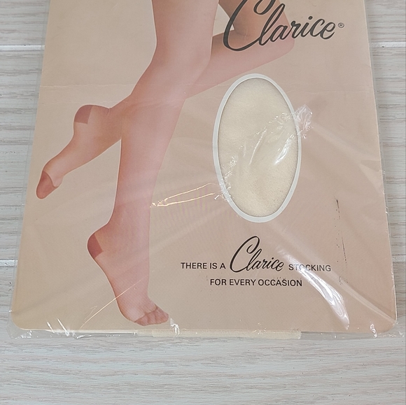 Vtg Clarice Off White Stockings Sheer 9-10 Hosiery Seamless Stretch Agilon NOS - Picture 2 of 4